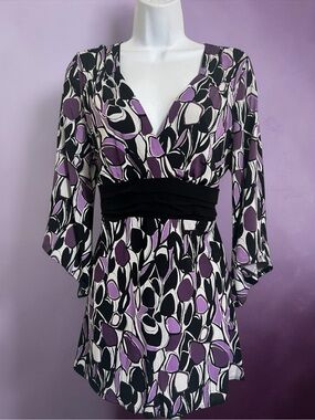 new directions Size XL Purple Black White Abstract V-Neck Angel Sleeve Tunic